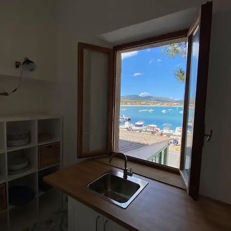 Porticciolo מרינה די קמפו